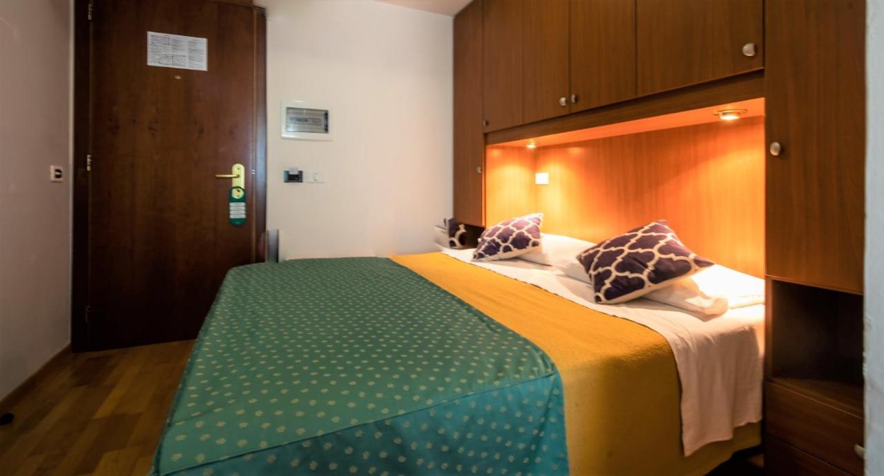 Hotel Centro Benessere Gardel أرتا تيرمي المظهر الخارجي الصورة